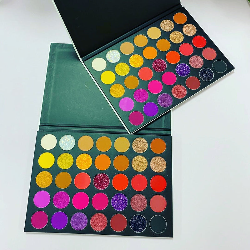 Knockoutlux Eyeshadow Palette 35 Colors